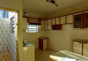 Foto 1 de Casa com 5 Quartos à venda, 180m² em Cidade Alta, Natal