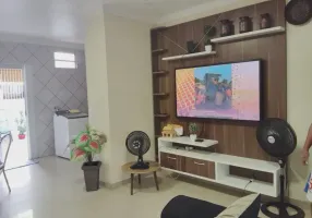 Foto 1 de Casa com 3 Quartos à venda, 87m² em Plataforma, Salvador