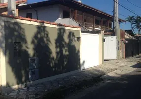 Foto 1 de Casa com 4 Quartos à venda, 260m² em Centro, Ubatuba
