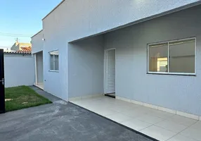 Foto 1 de Casa com 3 Quartos à venda, 76m² em 35º BI, Feira de Santana
