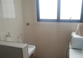 Foto 1 de Apartamento com 1 Quarto à venda, 45m² em Jardim Las Palmas, Guarujá