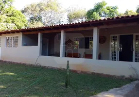 Foto 1 de Casa de Condomínio com 5 Quartos à venda, 200m² em Chácaras Eldorado, Uberlândia