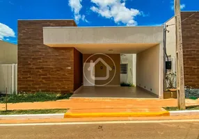 Foto 1 de Casa com 3 Quartos à venda, 101m² em Morada da Serra, Cuiabá