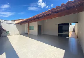 Foto 1 de Casa com 3 Quartos para alugar, 158m² em Jardim Patrícia, Uberlândia