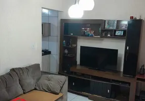 Foto 1 de Casa com 2 Quartos à venda, 100m² em Capuava, Santo André