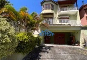 Foto 1 de Casa de Condomínio com 3 Quartos à venda, 299m² em Parque Nova Jandira, Jandira