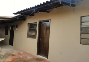 Foto 1 de Casa com 2 Quartos para alugar, 45m² em Santa Rita 1, Londrina