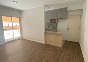 Foto 1 de Apartamento com 3 Quartos para alugar, 79m² em Centro, São Roque