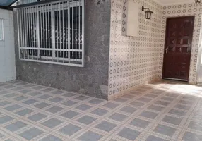 Foto 1 de Sobrado com 3 Quartos à venda, 147m² em Vila Cascatinha, São Vicente