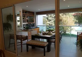 Foto 1 de Apartamento com 3 Quartos à venda, 250m² em Alto de Pinheiros, São Paulo