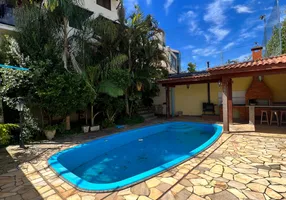 Foto 1 de Casa com 3 Quartos à venda, 288m² em Esplanada Mendes Moraes, São Roque