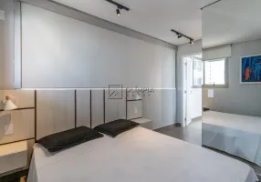 Foto 1 de Apartamento com 1 Quarto para alugar, 31m² em Cerqueira César, São Paulo