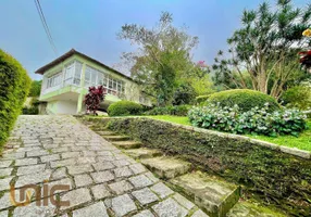 Foto 1 de Casa com 3 Quartos à venda, 233m² em Cascata dos Amores, Teresópolis