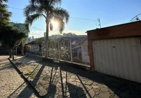 Foto 1 de Lote/Terreno à venda, 315m² em Cruzeiro, Caxias do Sul