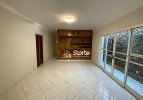 Foto 1 de Casa com 4 Quartos à venda, 266m² em Centro, Uberlândia