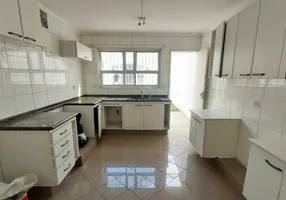 Foto 1 de Sobrado com 3 Quartos para alugar, 188m² em Vila Mascote, São Paulo