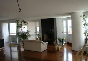 Foto 1 de Apartamento com 3 Quartos para venda ou aluguel, 224m² em Panamby, São Paulo