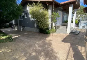 Foto 1 de Casa com 3 Quartos para alugar, 300m² em Cinquentenário, Caxias do Sul