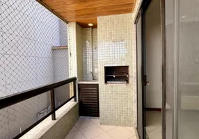 Foto 1 de Apartamento com 3 Quartos à venda, 120m² em Cavaleiros, Macaé