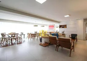 Foto 1 de Apartamento com 3 Quartos à venda, 184m² em Vila Uberabinha, São Paulo