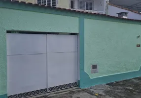 Foto 1 de Casa com 4 Quartos à venda, 228m² em Realengo, Rio de Janeiro