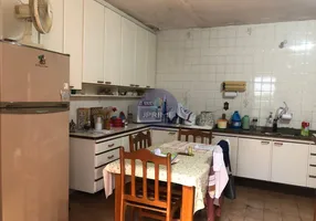 Foto 1 de Casa com 3 Quartos à venda, 401m² em Vila Assis Brasil, Mauá