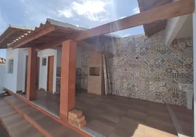 Foto 1 de Casa com 3 Quartos à venda, 120m² em Outeiro, Araruama