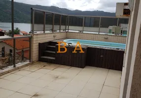 Foto 1 de Apartamento com 3 Quartos à venda, 200m² em Piratininga, Niterói