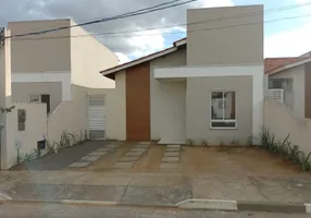 Foto 1 de Casa de Condomínio com 2 Quartos para alugar, 65m² em Papagaio, Feira de Santana