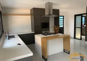 Foto 1 de Sobrado com 5 Quartos à venda, 287m² em City Bussocaba, Osasco