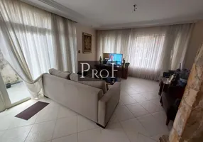 Foto 1 de Casa com 4 Quartos à venda, 201m² em Maua, São Caetano do Sul