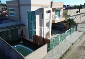 Foto 1 de Sobrado com 3 Quartos à venda, 200m² em Centro, Balneário Barra do Sul