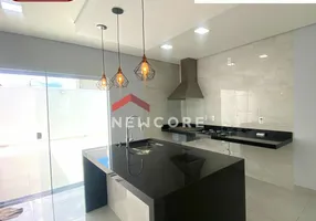 Foto 1 de Casa com 3 Quartos à venda, 250m² em Jardim Kanebo, Pirassununga