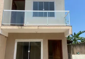 Foto 1 de Casa com 2 Quartos à venda, 72m² em Village de Rio das Ostras, Rio das Ostras