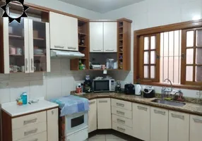 Foto 1 de Casa com 4 Quartos à venda, 227m² em Jaguaribe, Osasco