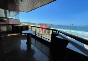 Foto 1 de Apartamento com 4 Quartos à venda, 250m² em Centro, Cabo Frio