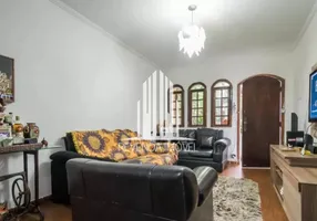 Foto 1 de Casa com 3 Quartos à venda, 140m² em Parque Colonial, São Paulo