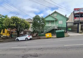 Foto 1 de Casa com 3 Quartos à venda, 563m² em Lourdes, Caxias do Sul