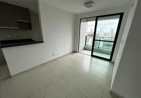 Foto 1 de Apartamento com 2 Quartos para alugar, 50m² em Madalena, Recife