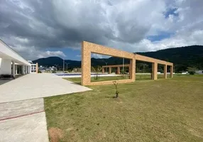 Foto 1 de Lote/Terreno à venda, 600m² em Ratones, Florianópolis