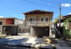Foto 1 de Sobrado com 4 Quartos à venda, 270m² em Vila Santa Isabel, Campinas