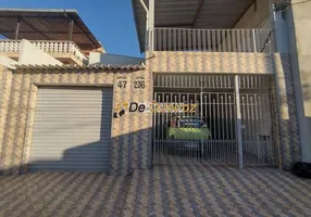 Foto 1 de Sobrado com 3 Quartos à venda, 130m² em Jardim Iporã, São Paulo