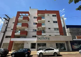 Foto 1 de Apartamento com 3 Quartos para alugar, 120m² em Centro, Toledo