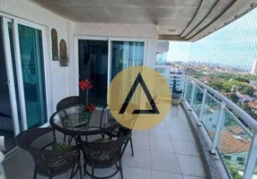 Foto 1 de Apartamento com 4 Quartos à venda, 194m² em Glória, Macaé