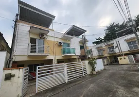 Foto 1 de Casa com 2 Quartos à venda, 90m² em Engenho Pequeno, Nova Iguaçu