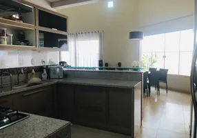 Foto 1 de Casa de Condomínio com 4 Quartos à venda, 224m² em Residencial Granville, Goiânia