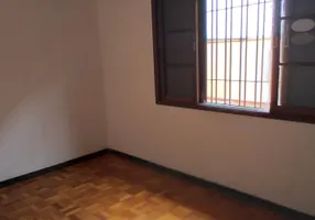 Foto 1 de Casa com 3 Quartos para alugar, 150m² em Jardim Rizzo, São Paulo