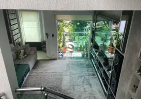 Foto 1 de Sobrado com 3 Quartos à venda, 210m² em Vila Guiomar, Santo André