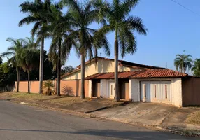 Foto 1 de Casa com 3 Quartos à venda, 294m² em Jardim Botânico, Goiânia