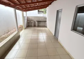 Foto 1 de Casa com 4 Quartos à venda, 163m² em Setor Garavelo, Aparecida de Goiânia